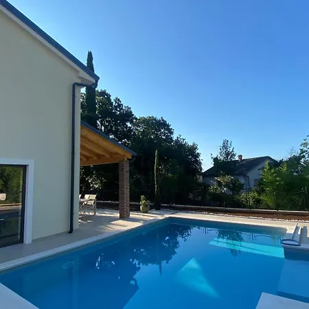 Casa Eva * Opric
