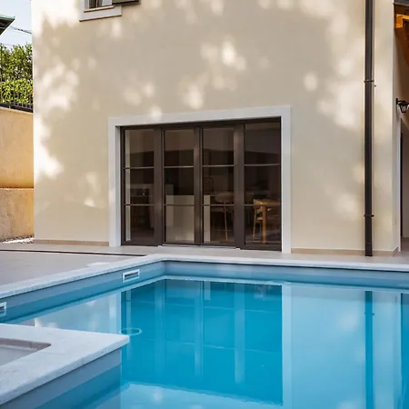 Vilă Casa Eva Opric